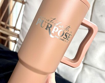 Versículo bíblico grabado en vaso sencillo y moderno de Trek de 40 oz
