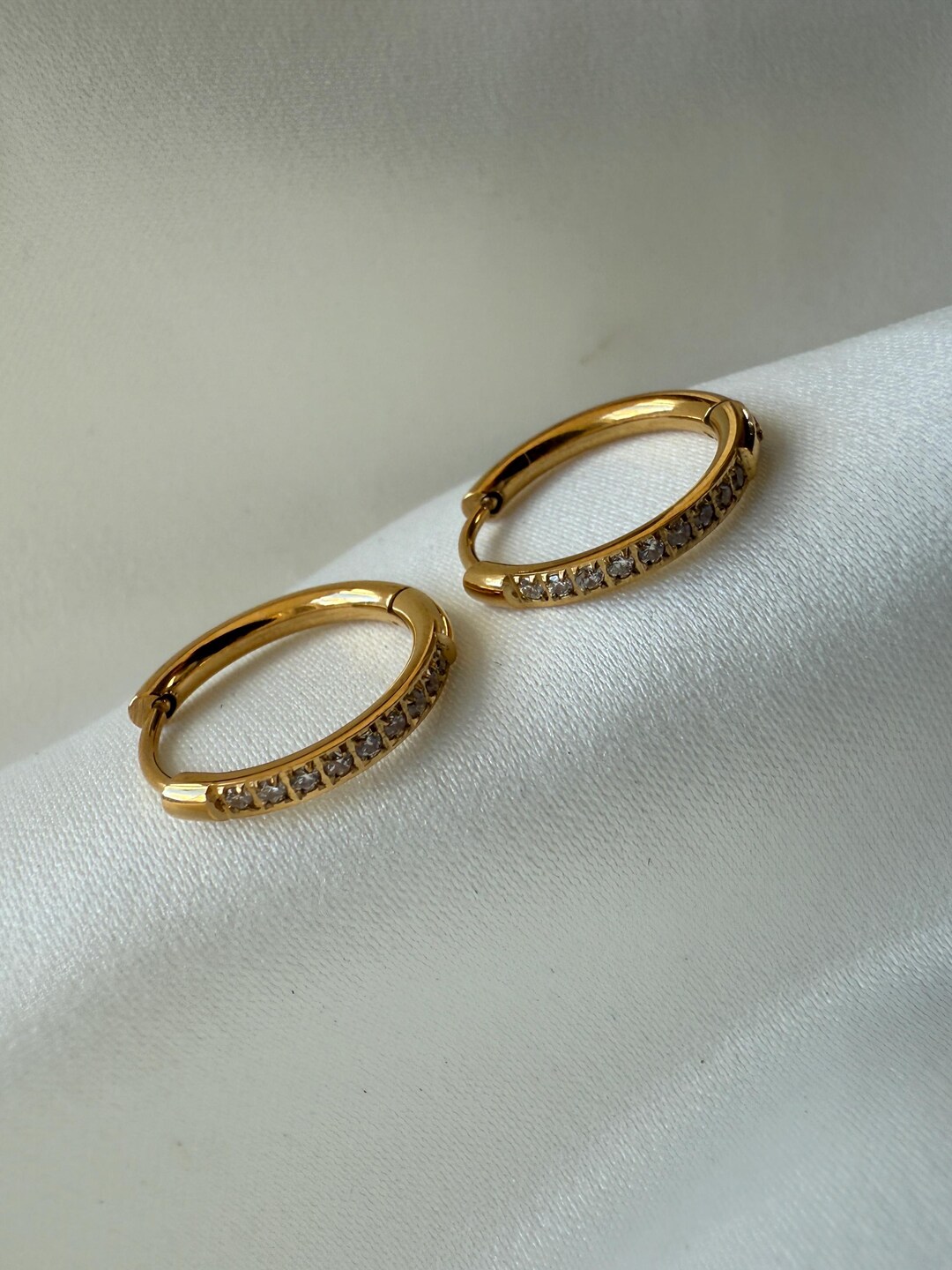 Minimalist Gold Hoop Earrings, Dainty Zircon Huggie Hoops ...