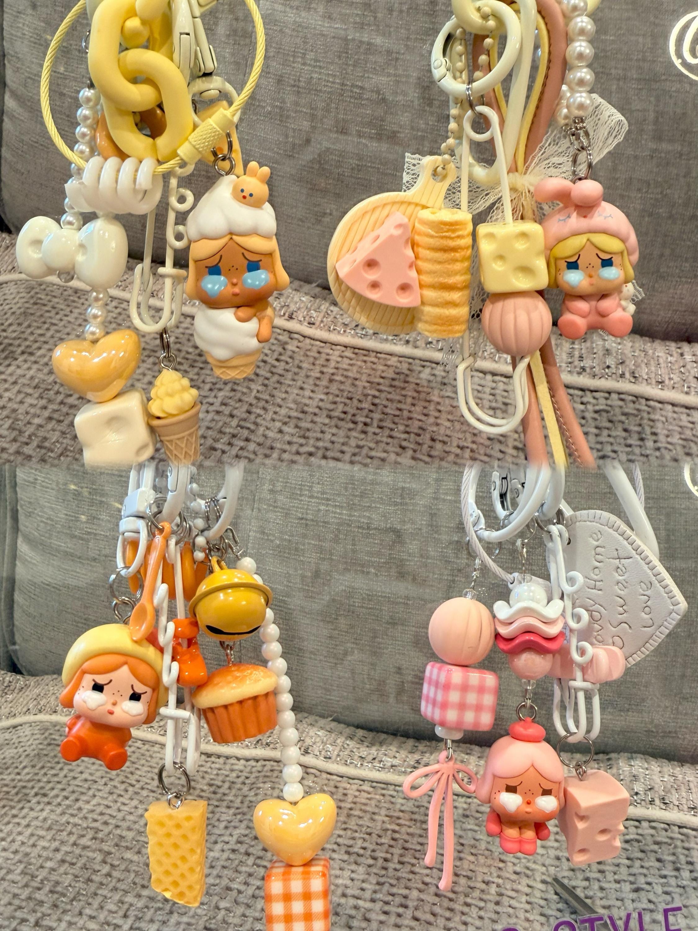 Pop mart crybaby - Etsy 日本