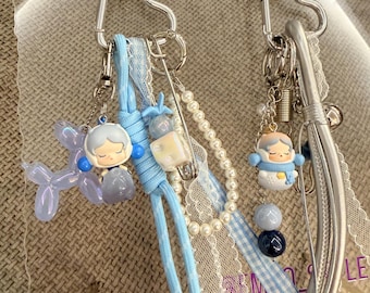 Adornos para bolsos Skull Panda Pop: Adornos hechos a mano para bolsos, teléfonos y llaveros.