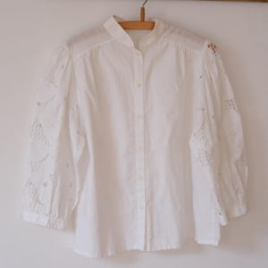 Vintage White Cotton Puff Sleeve Shirt Eyelet Blouse