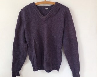 Maglione lavorato a maglia in lana indaco vintage con scollo a V