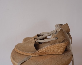 Vintage Real Suede Taupe Espadrille Wedges Sandals