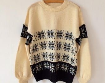 Vintage Wool Handknitted Snowflake Sweater Jumper