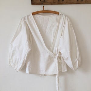 Vintage White Cotton Puff Sleeve Blouse top