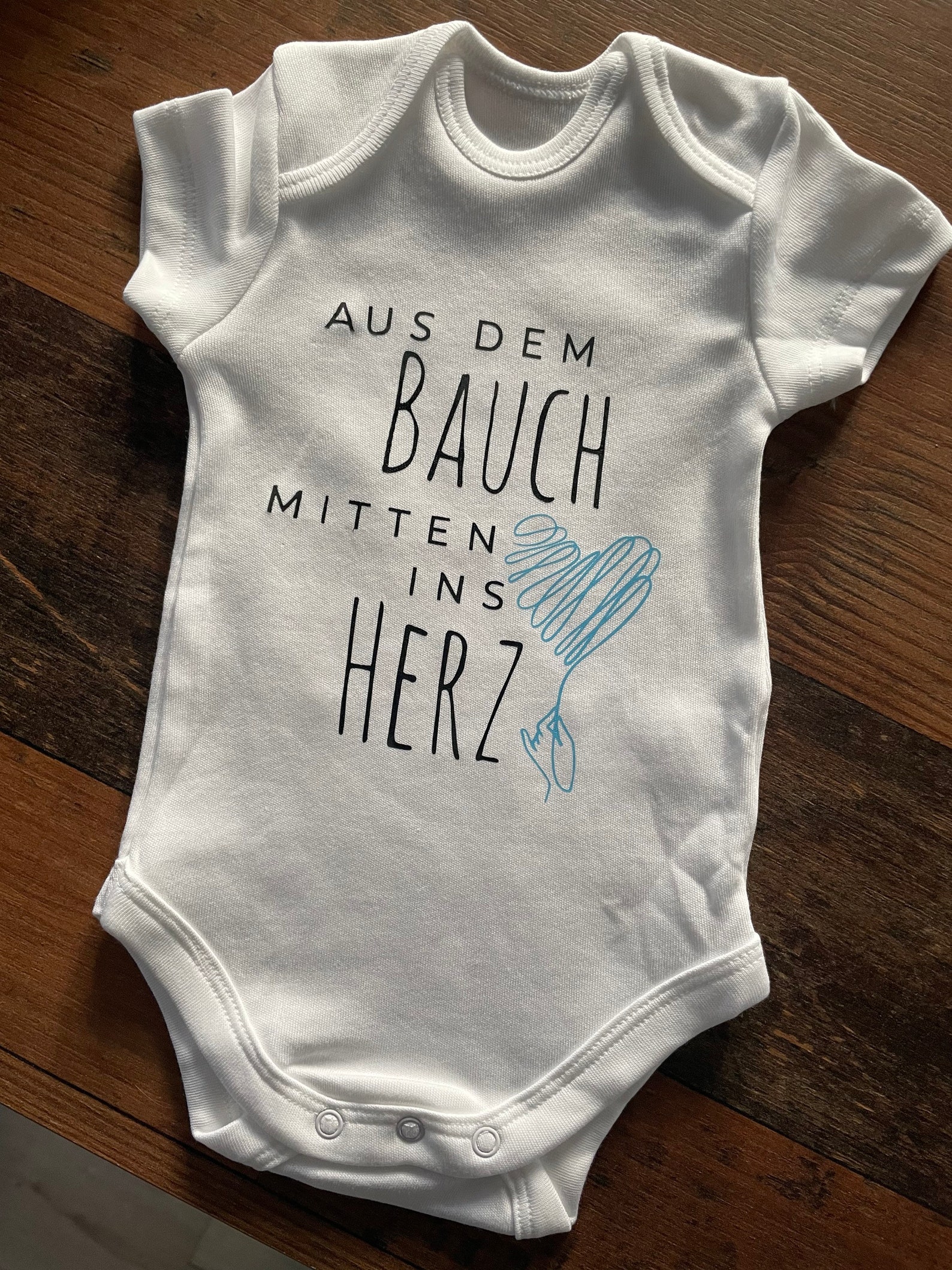 Babybody Aus dem Bauch mitten ins Herz Gr.56 Etsy