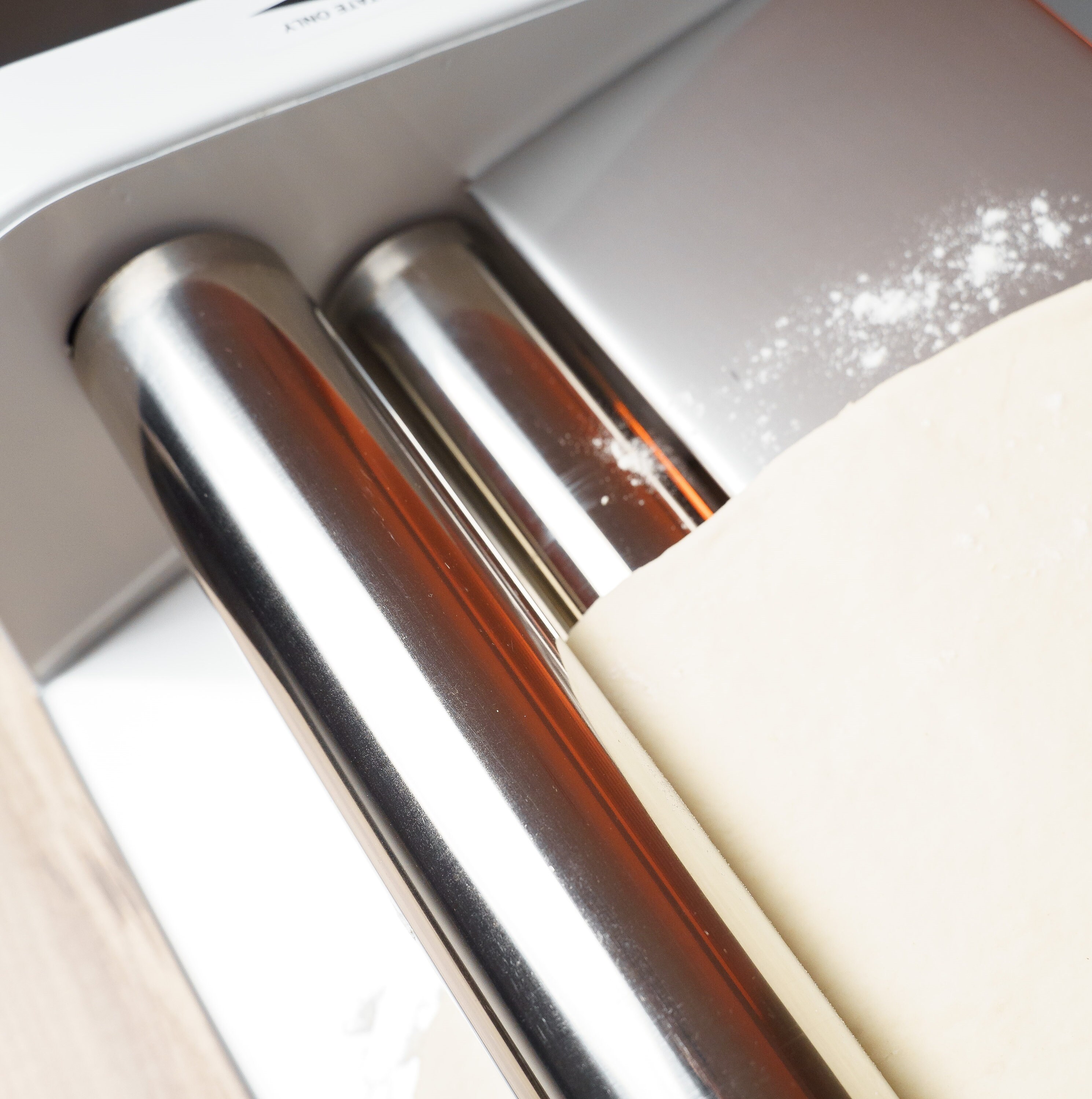 Dough Sheeter for Home, Manual Dough Sheeter, Manual Dough Roller