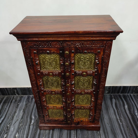 Wooden 2024 rack almirah