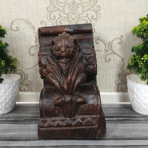 Vintage Wooden Carved Peacock , Wooden Carved Antique Wall Decor , Vintage Wall Decor Bracket , Wooden Bracket , Wooden Wall Hanging Bracket