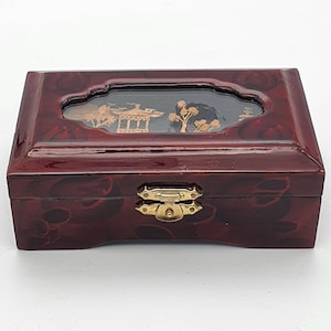 Vintage Oriental Lacquered Wood Box: Inlaid Cork Carving Jewelry Trinket Box
