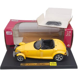 Anson 1:18 Yellow Plymouth Prowler Diecast Convertible Model Car (Boxed)