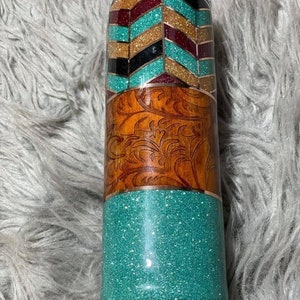 Glitter and woodgrain tumbler, western,cowgirl