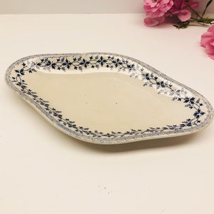 French Vintage Moulin Des Loups Dish, Pretty Vintage French Plate, Floral  Blue and White French Ceramic Serving Dish Platter