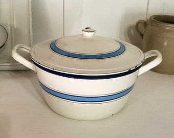 Vintage White & Blue Striped Enamel Pot, Pretty French Vintage Enamel Saucepan with Lid, Enamelware Kitchen Decor, Rustic Enamel Pan