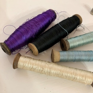 5 beautiful Spools of Vintage Silk Thread,  French Vintage Wooden Cotton Reels With Colourful Thread