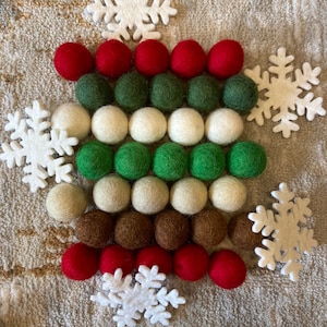 Christmas Craft Bundle! Christmas bunting, wreath, tree decoration, Red White Green Brown mix 2.5cm pom pom wool balls, snowflakes