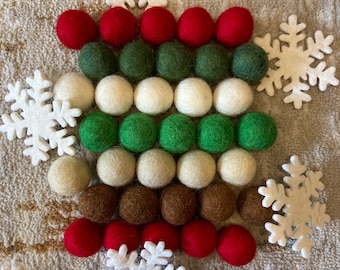 Christmas Craft Bundle! Christmas bunting, wreath, tree decoration, Red White Green Brown mix 2.5cm pom pom wool balls, snowflakes