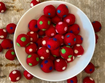 Polkadot felt balls (swipe for colours) 2.5cm Nepalese wool felt ball pom poms for garland/decoration/fillable letter/felt craft/baby mobile