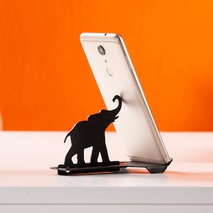 Elephant Metal Phone Desk Holder, Cute African Animal, Laser Cut Metal, Smartphone Stand, Desktop Layout for Office, Entrepreneur Gifts