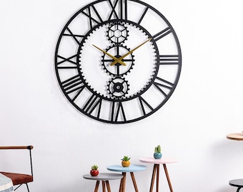 Grote metalen wandklok: tandwielen en Romeinse cijfers, moderne stille klok