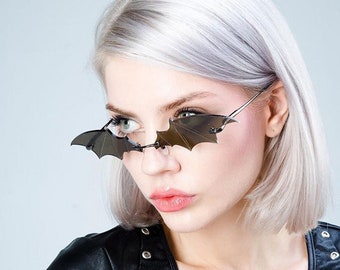 Luxury Black Rimless Women Sunglasses Bat Shaped Sun Glasses Female Vintage Sun Glasses For Party Summer Eyewear Elegant Female Sunglasses