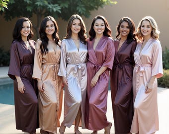 Luxurious Satin Bridesmaid Robes: Bridal Party Gifts