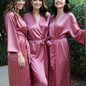 Personalized emerald green white satin Bride Bridesmaid robes in long ankle length for mother of the bride, groom & the entire bridal party.