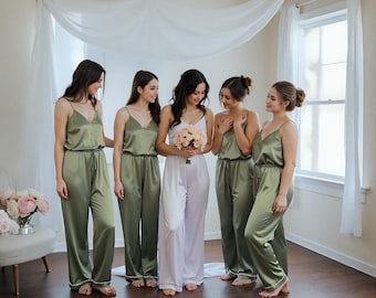 Personalized Bridesmaid & Bridal pajamas Bride getting ready outfit in silky Olive green satin. Chic Bridesmaids proposal Bridal party gifts