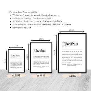 Verschiedene Rahmengrößen für das Ehefrau Poster. Angeboten in Größen DIN A5, A4 und A3, mit Möglichkeit ohne Rahmen. Perfekt für individuelle Raumgestaltung und persönliche Geschenke.