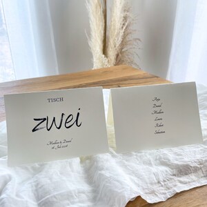 Tischkarten zum Aufstellen auf Buettenpapier in Altweiß - Personalisierte Tischnummern fuer Ihre Hochzeit/Veranstaltung