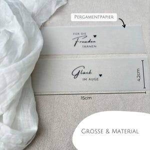 Elegant gestaltete Banderolen für Hochzeiten