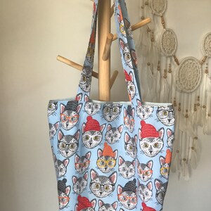 Cat Tote Bag / Tote Bag with Pocket / Gift Bag / Cat Lovers / Gift Idea / Shopping Bag / Cats