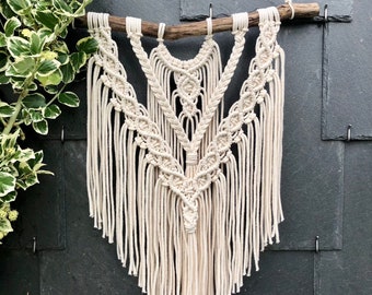 Macramé wanddecoratie