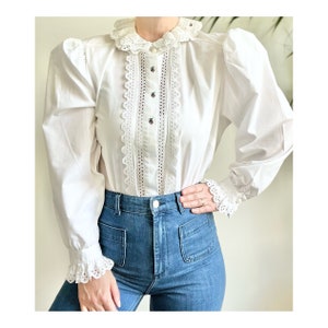 Vintage Prairie Victorian Peter Pan Cotton Folk Ruffle Cottage Core Frilly Blouse