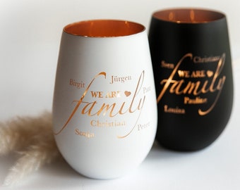 Gepersonaliseerde lantaarn - familie "we are family" kristalglas / herdenkingslicht met gewenste naam / gepersonaliseerd familiecadeau