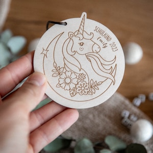 Étiquette de cône d'école en bois personnalisée avec licorne | Cône de sucre fille pendentif cône d'école cadeau rentrée scolaire enfant