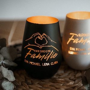 Personalisiertes Windlicht - &quot;Wir sind eine Familie&quot; Kristallglas / Erinnerungslicht mit Wunschnamen / personalisiertes Geschenk Familie