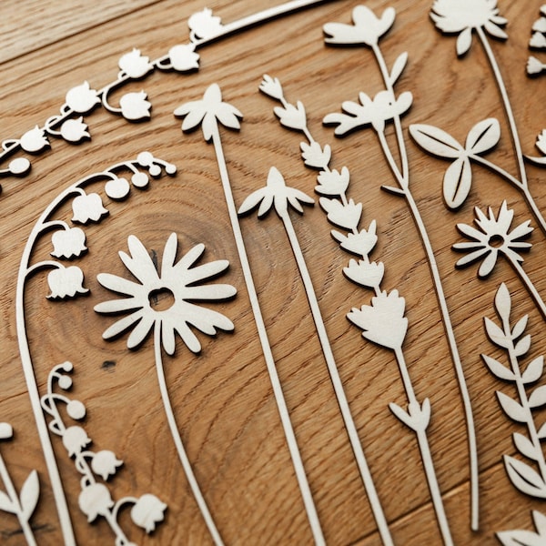 Wooden flowers craft decoration / DIY material