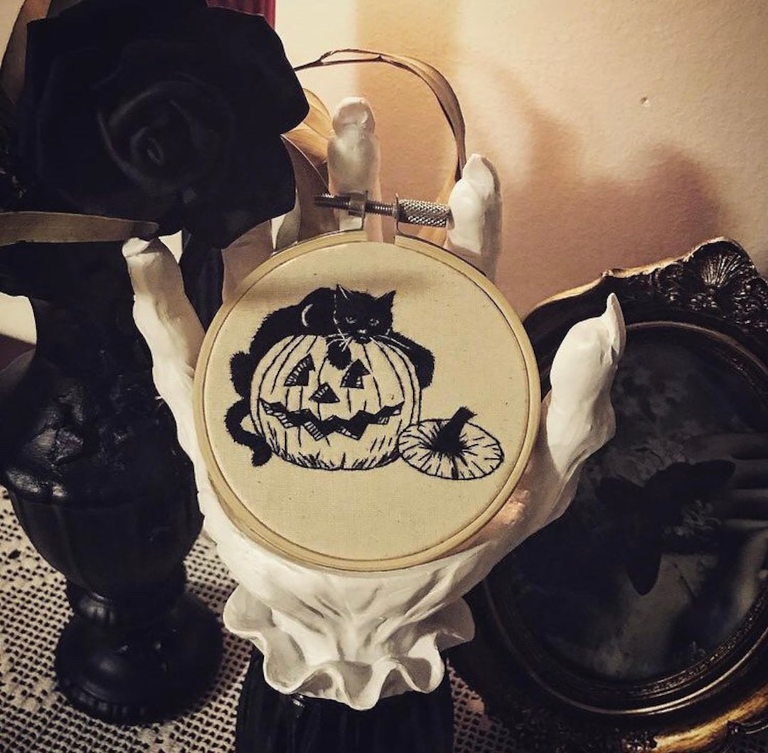 Pumpkin With Black Cat Embroidery Art | Halloween Decor | Jack O ...