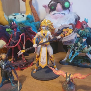 Small Tip of Thanks for Dota 2 Figurine 3D Model