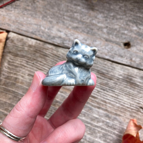 Wade Kitten Figurine