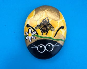 Honey bee Lorybugrocks