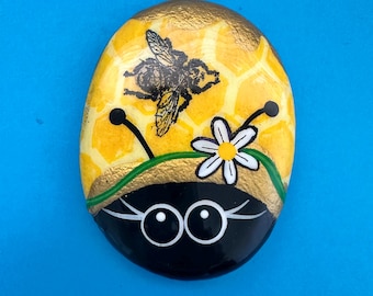 Honey bee Lorybugrocks