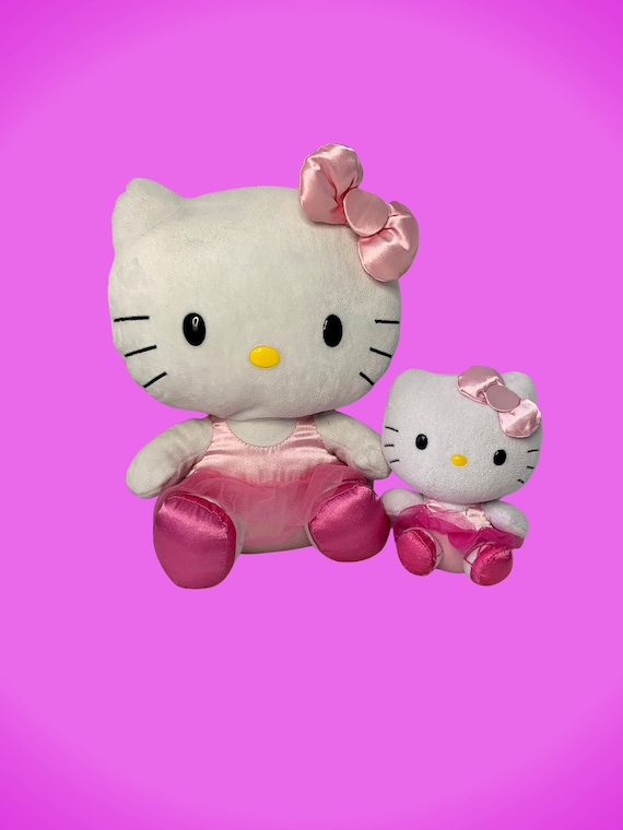 Peluche Hello Kitty ballerine lot de 2 grandeur 15 et 6 pouces