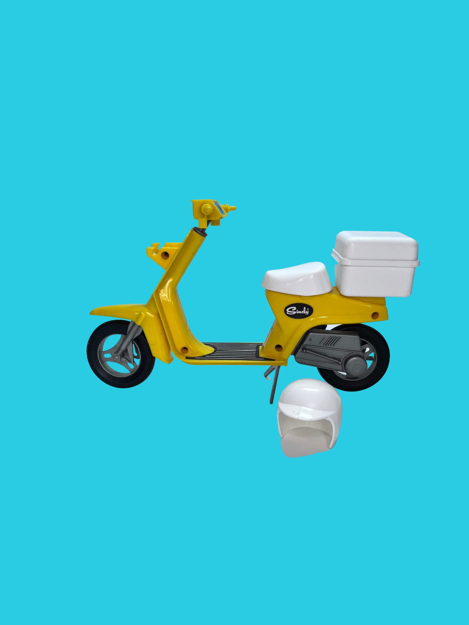 Barbie moped best sale scooter