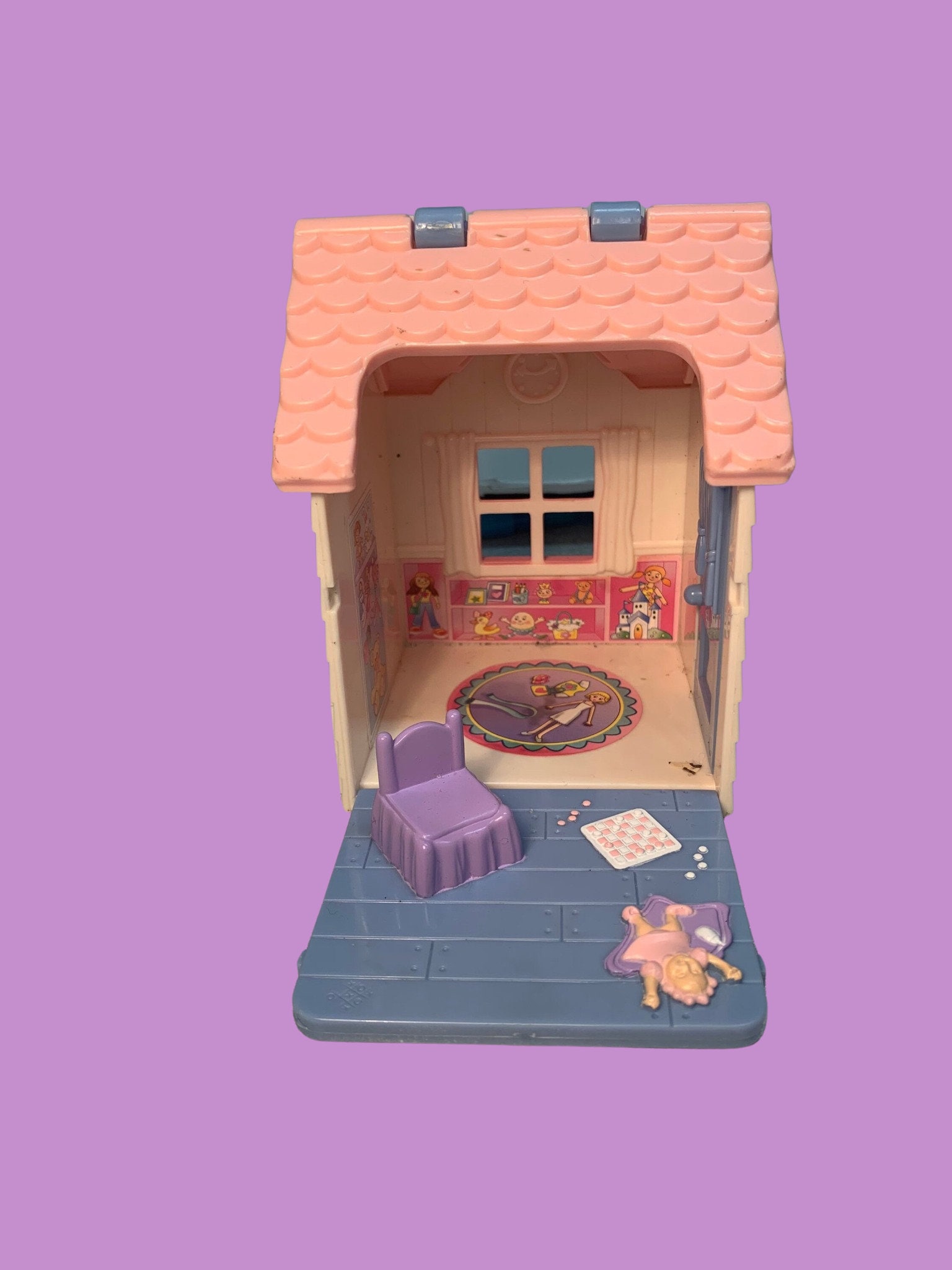 Plastic Barbie Splendid Doll House