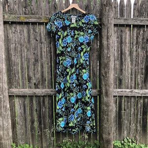Vintage 90s White Stag Dainty Floral Short Sleeve Maxi Dress Ruffled Hem US Women&#39;s Size 8 Black Blue Green