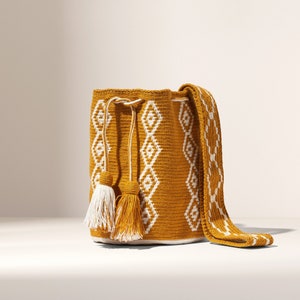 Fair Trade Wayúu Mochila from Colombia | Crossbody Shoulder Bag | 100% Handwoven Crochet Bag | Ethical Fashion