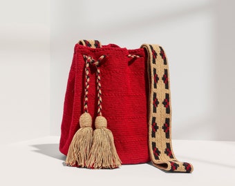 Fair Trade Handwoven Wayuu Mochila – Ethically-Sourced Crochet Crossbody Bag from Colombia