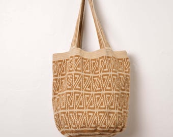 Fair Trade Handwoven Wayuu Susu – Ethically-Sourced Crochet Tote Bag from Colombia